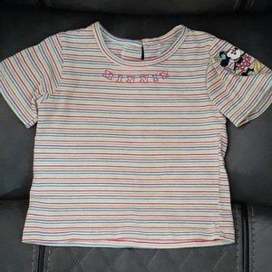 Girl's "Minnie" Disney t-shirt, size (5/6)
